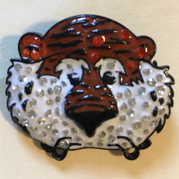 LSU / AUBURN FANS Tiger Pin 1 3/4" x 1 1/2". - Picture 3 of 4